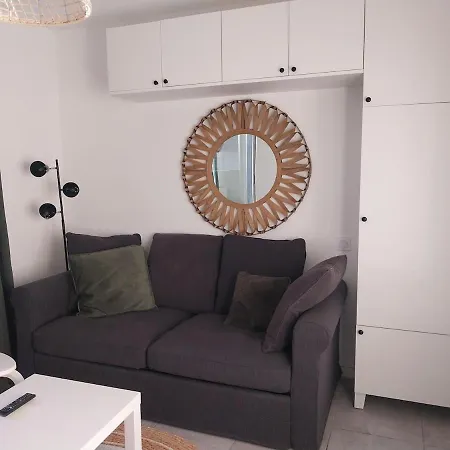 Cosy Et Sa Terrasse 라로셸